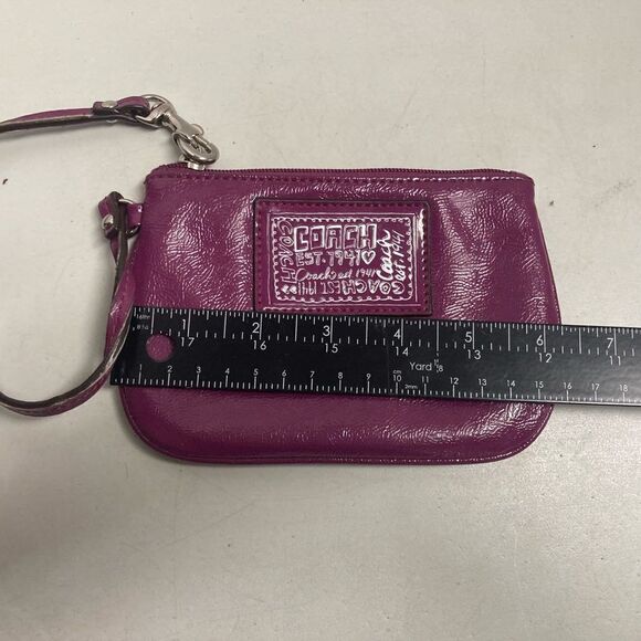 COACH Magneta Patent Leather Wristlet Purple/Pink 4X6 - Picture 5 of 10